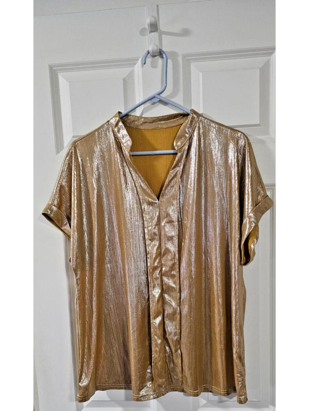 SHEIN Curve  0XL Gold Metallic pleated blouse